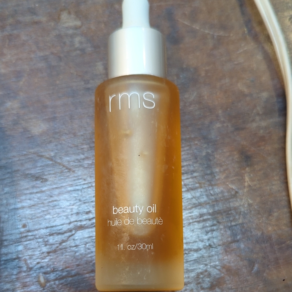 RMS Beauty Oil
